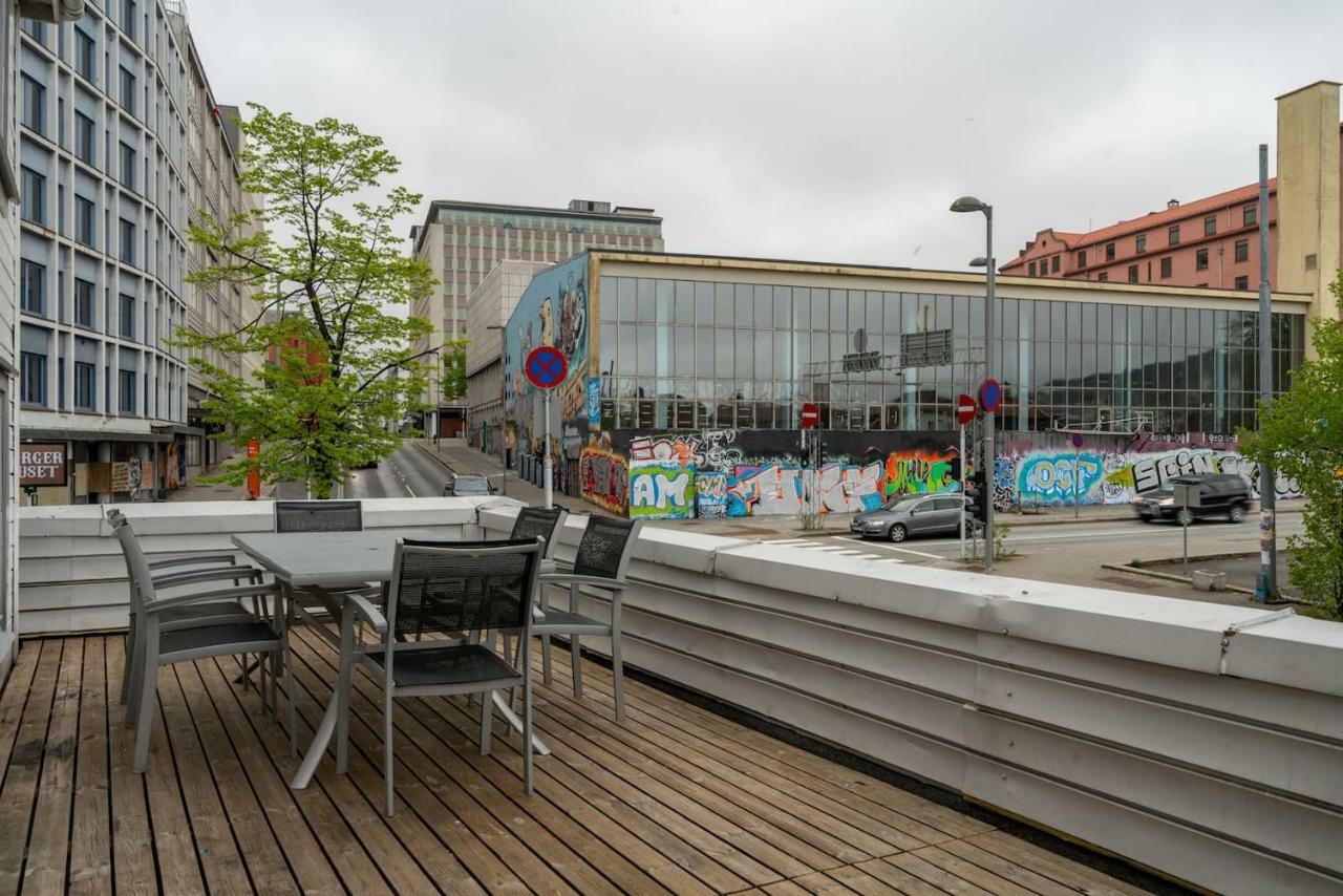 Amazing, Central House With Big Private Balcony Bergen Esterno foto